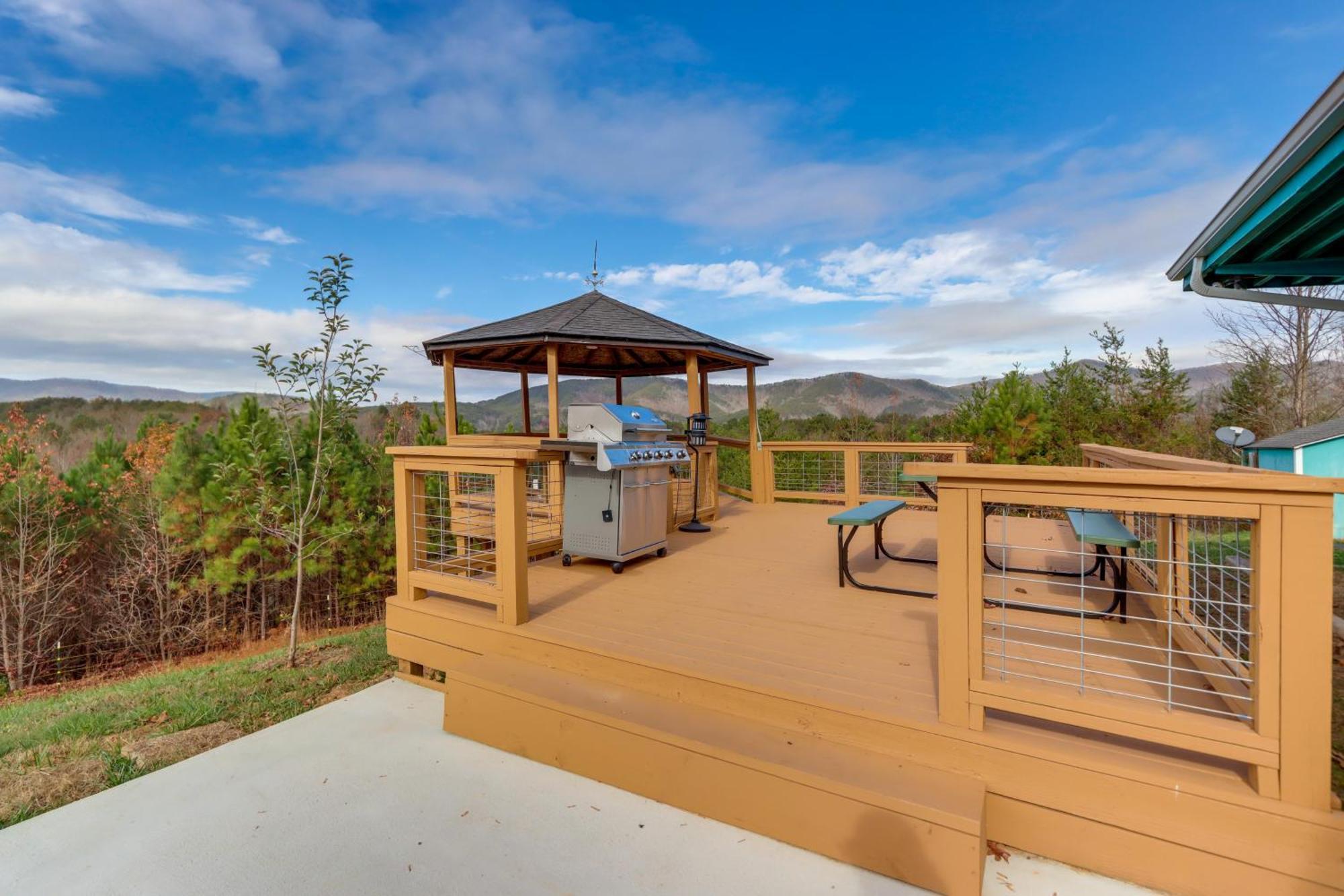 Stunning Copperhill Retreat With Mountain Views! Villa Eksteriør billede